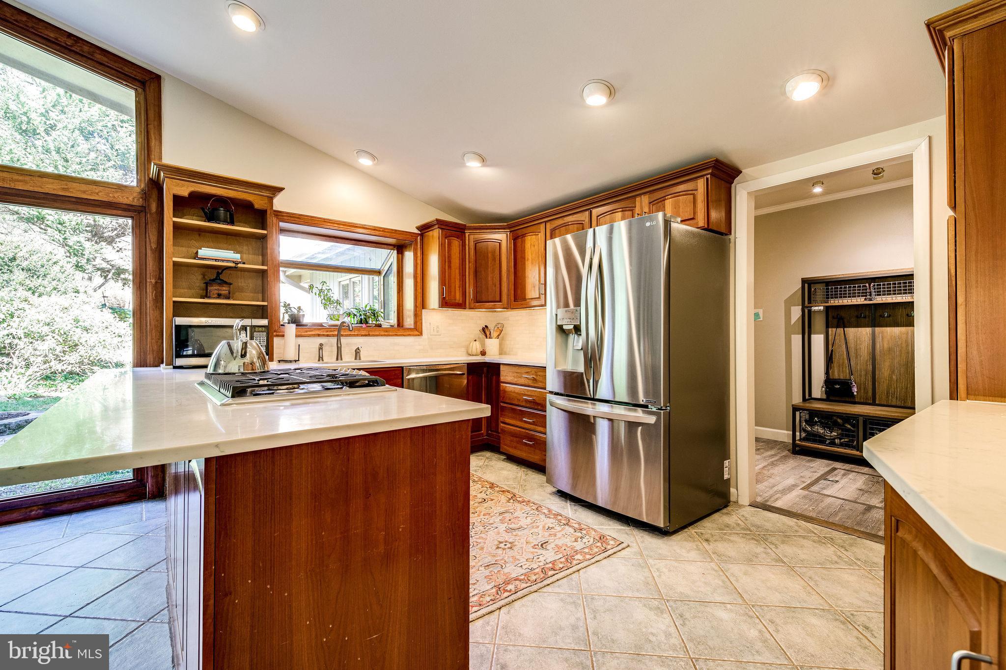 7406 Rippon Road Alexandria, VA 22307 - Photo 16 of 67
