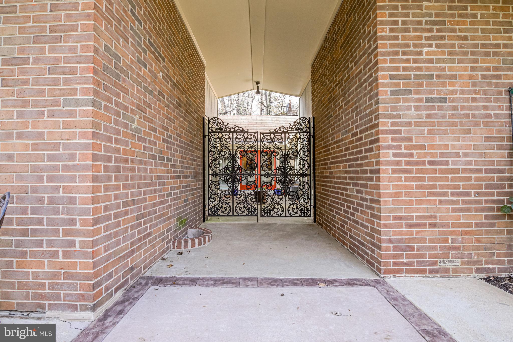 7406 Rippon Road Alexandria, VA 22307 - Photo 5 of 67