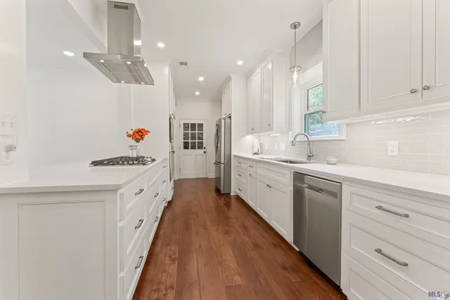 $440,000 | 6020 Belle Grove Drive, Baton Rouge, LA 70820