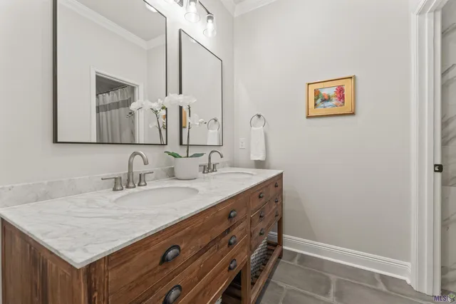 $440,000 | 6020 Belle Grove Drive, Baton Rouge, LA 70820