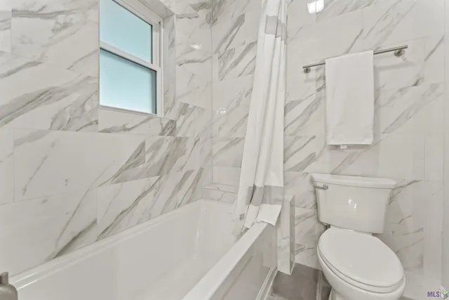 $440,000 | 6020 Belle Grove Drive, Baton Rouge, LA 70820