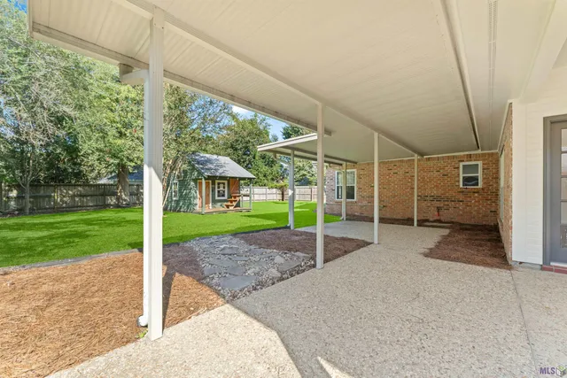 $440,000 | 6020 Belle Grove Drive, Baton Rouge, LA 70820