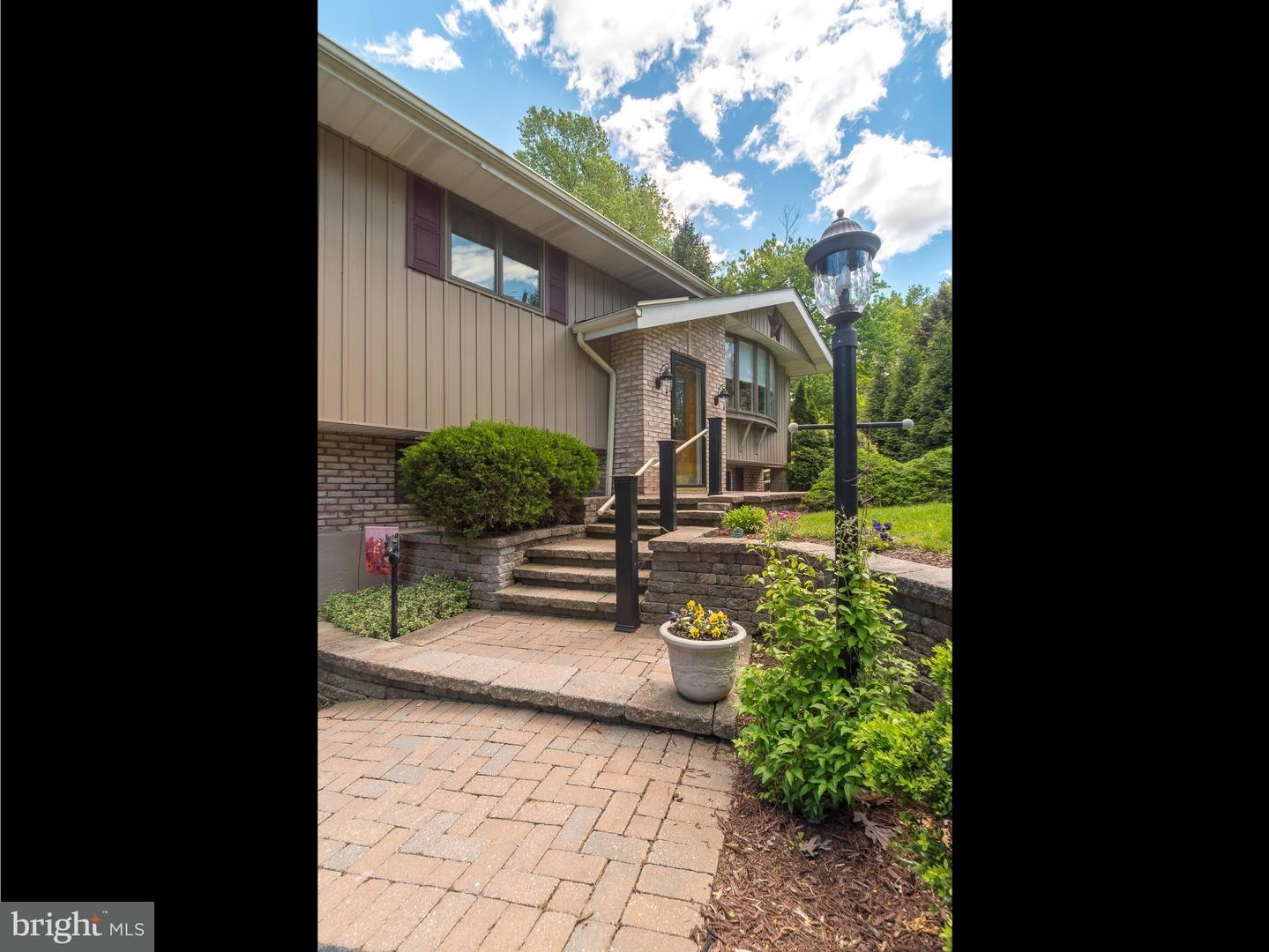 5917 Emmaus Road Emmaus, PA 18049 - Photo 3 of 25 Gallery Image 3