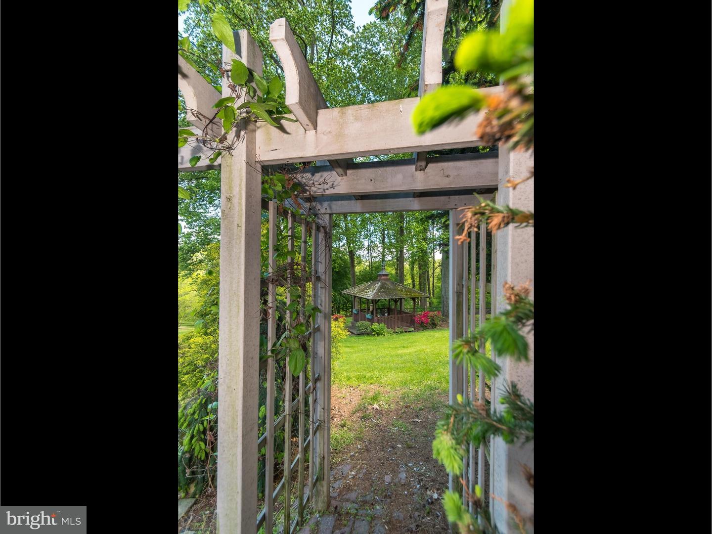 5917 Emmaus Road Emmaus, PA 18049 - Photo 23 of 25 Gallery Image 23