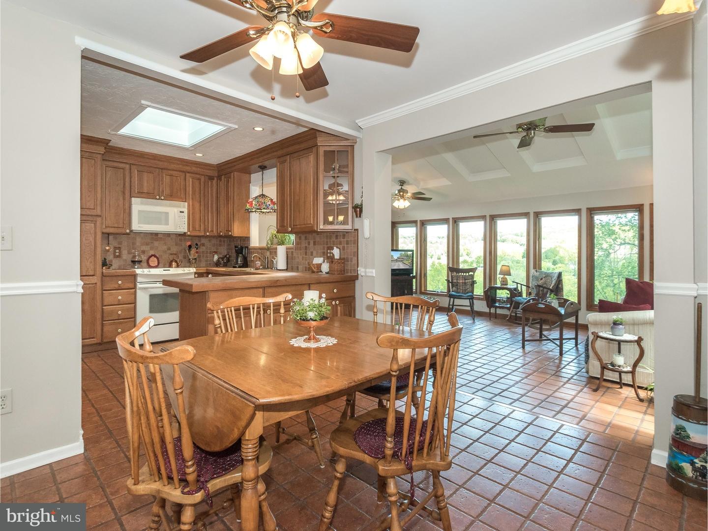 5917 Emmaus Road Emmaus, PA 18049 - Photo 6 of 25 Gallery Image 6