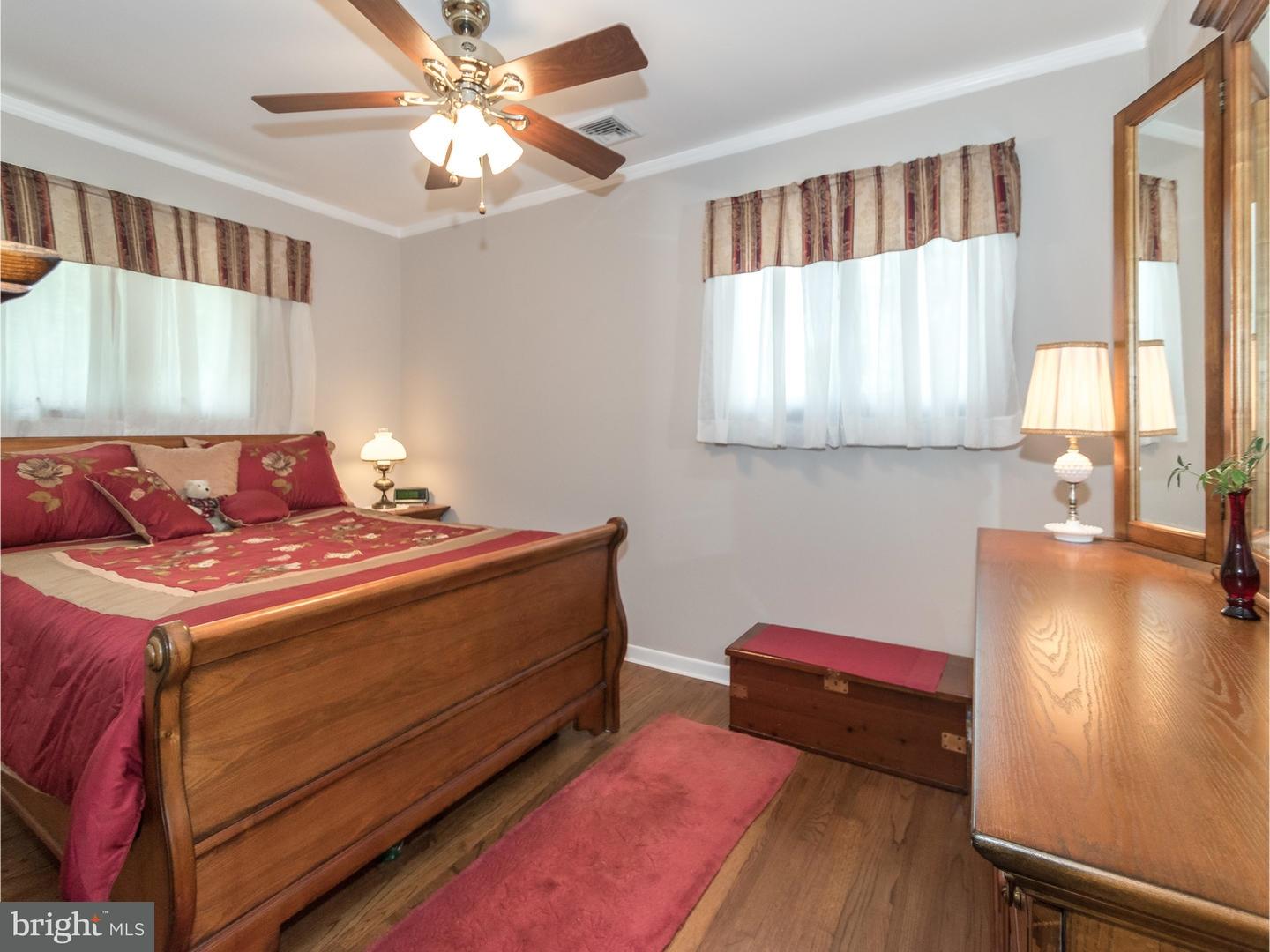 5917 Emmaus Road Emmaus, PA 18049 - Photo 10 of 25 Gallery Image 10