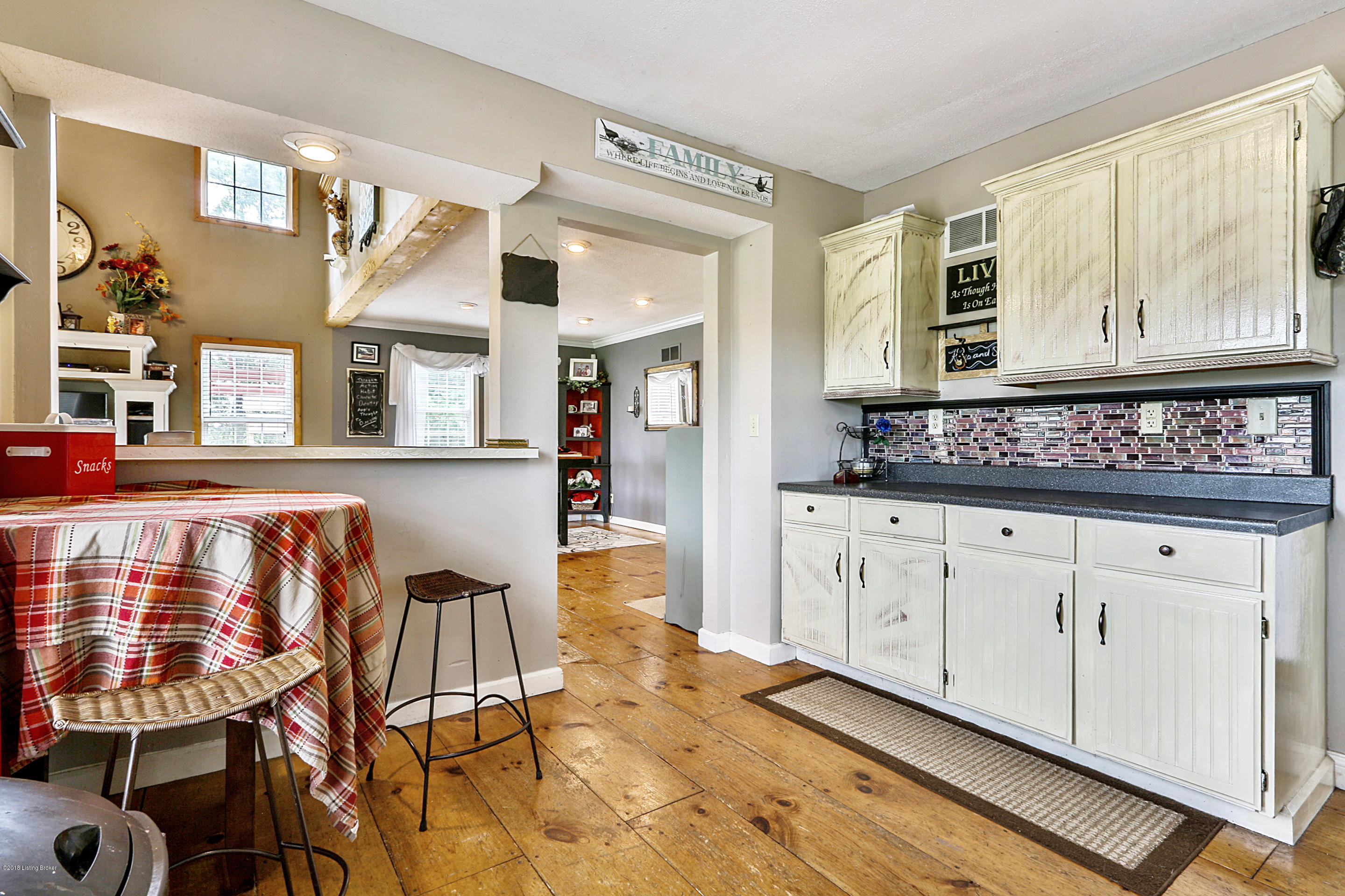 11540 Mt Eden Road Waddy, KY 40076 - Photo 8 of 24 Kitchen
