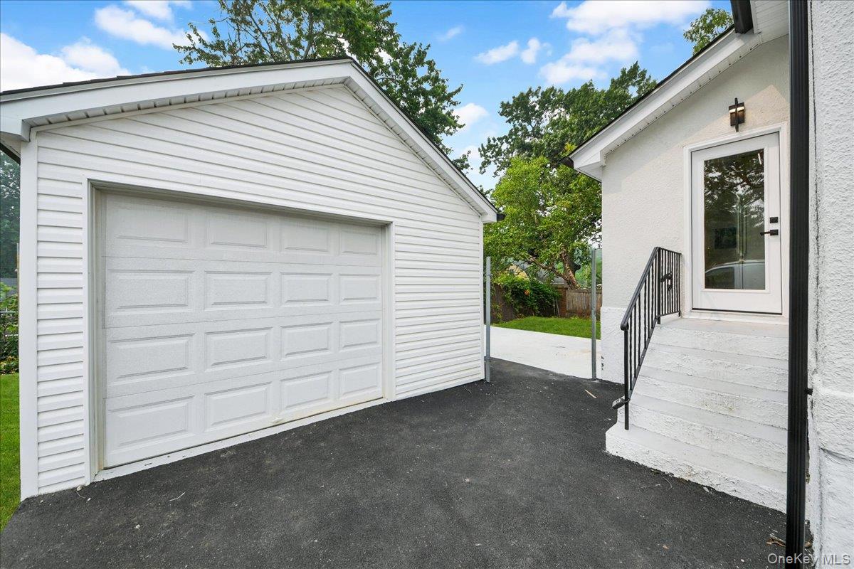 81 Ridge Road Yonkers, NY 10705 - Photo 31 of 31 Gallery Image 31