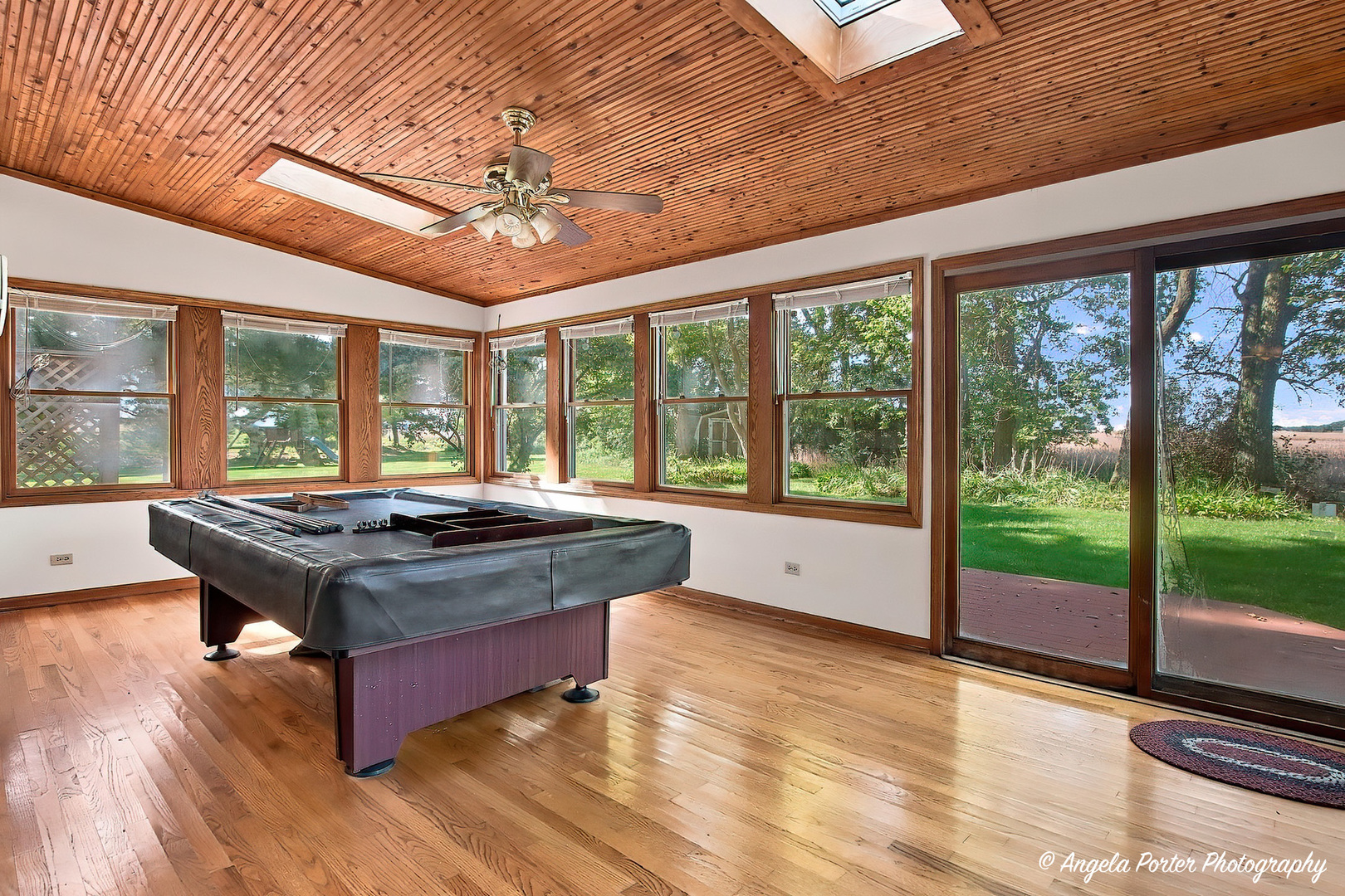 1809 Elm Street Spring Grove, IL 60081 - Photo 13 of 38 Gallery Image 13