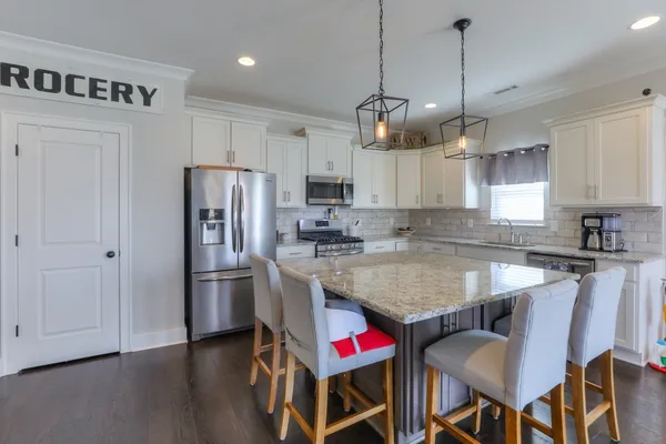$3,275 | 663 Sire Avenue, Mount Juliet, TN 37122