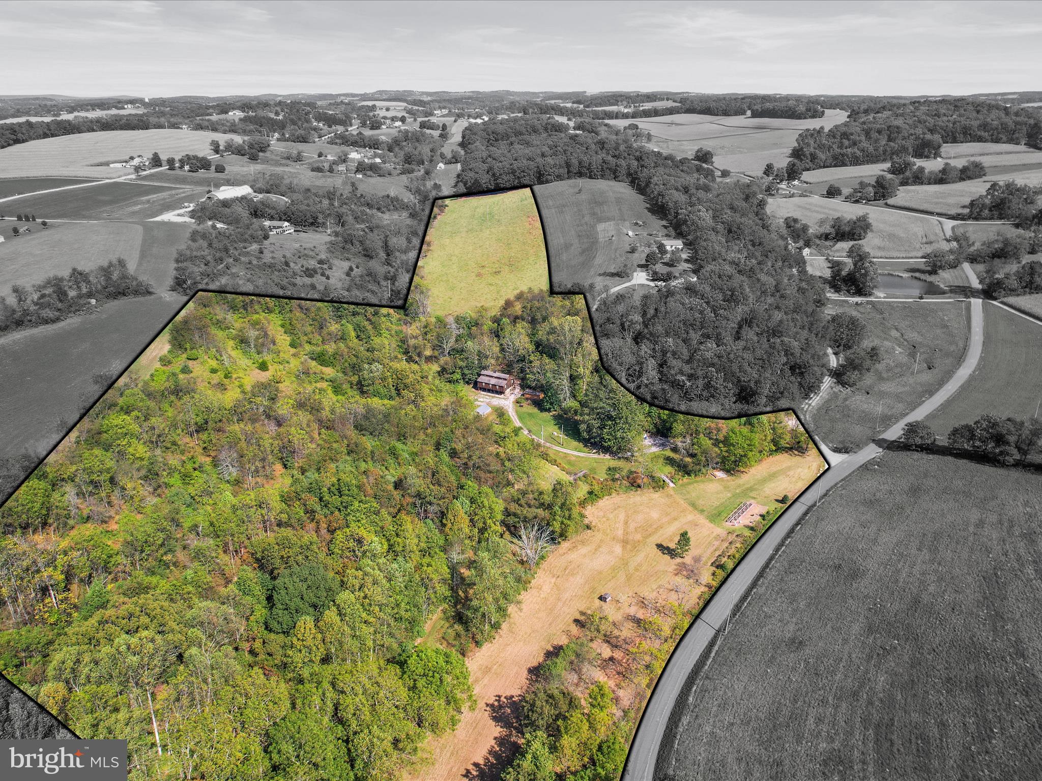 2122 West Springfield Road Seven Valleys, PA 17360 - Photo 2 of 71