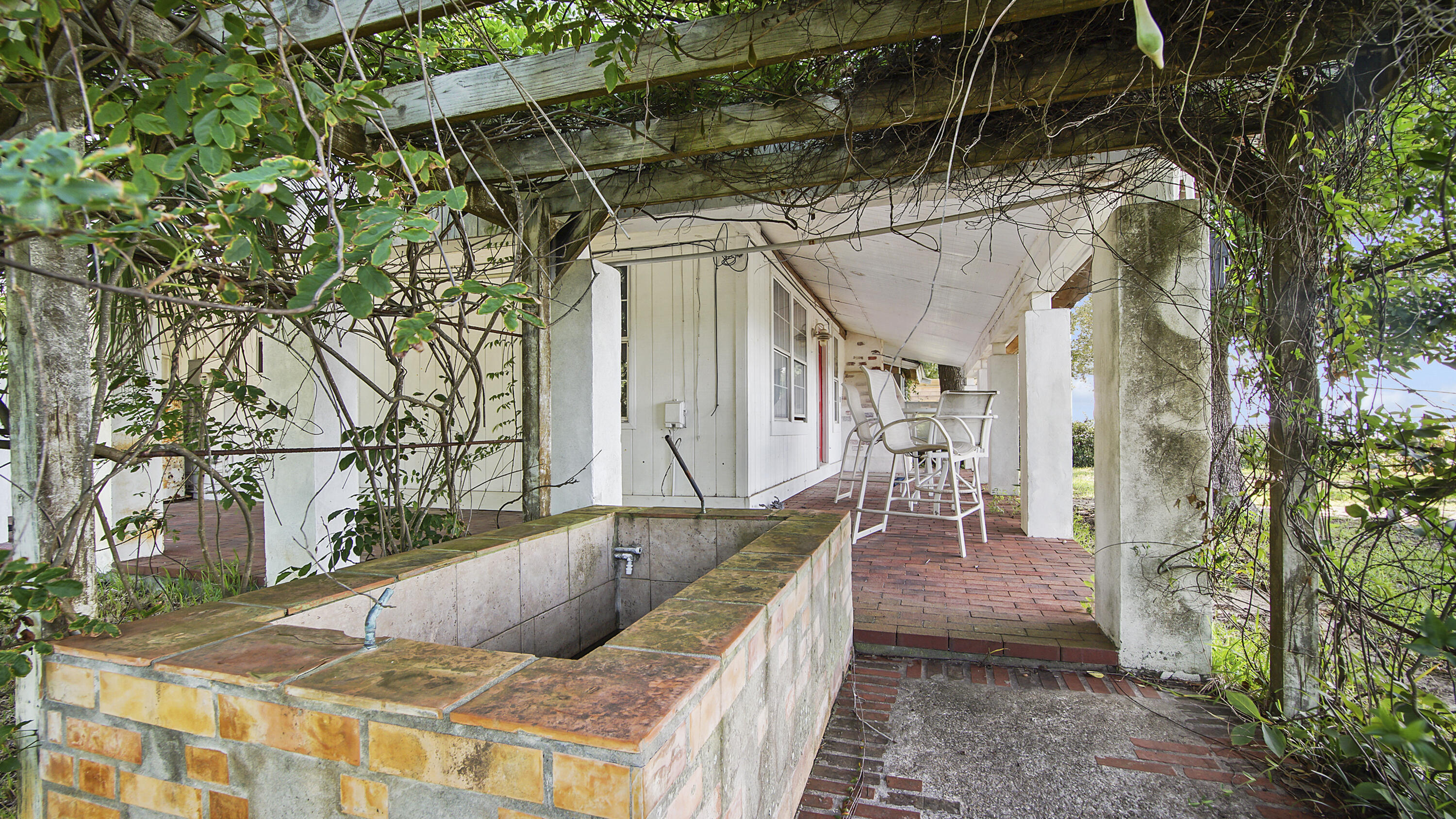 13636 Highway 20 Freeport, FL 32439 - Photo 29 of 42 a view of a house with a yard