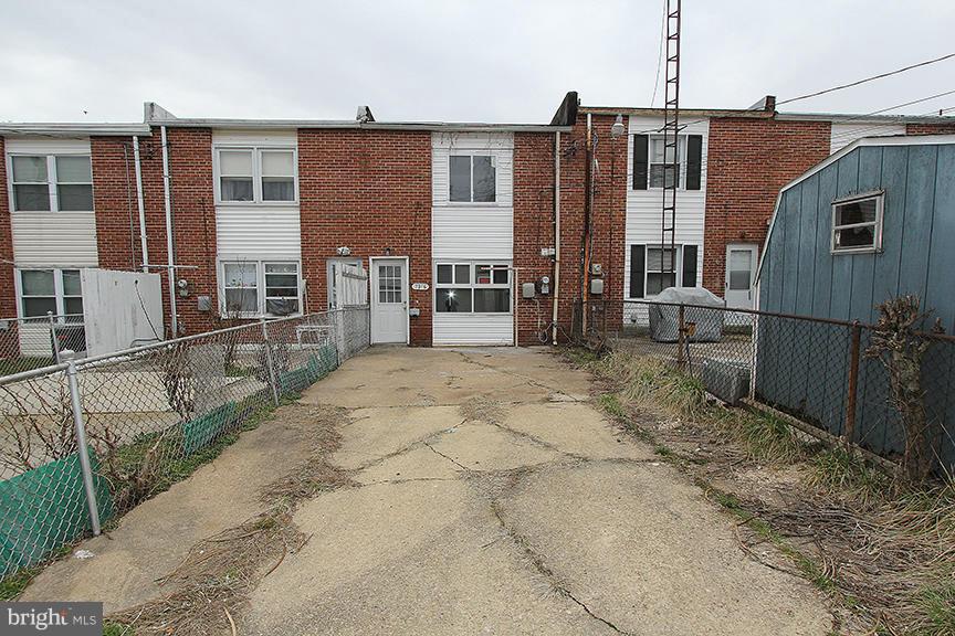7916 Wynbrook Road Baltimore, MD 21224 - Photo 18 of 18 Exterior (Rear)