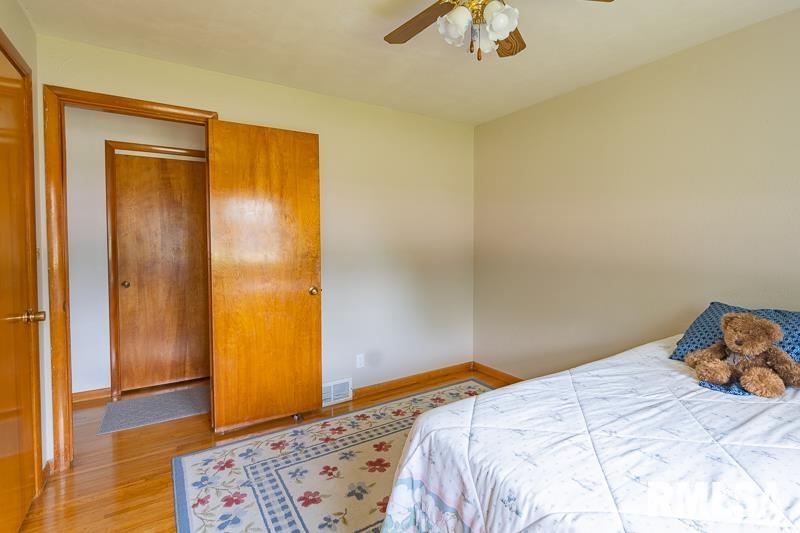1303 Springfield Road East Peoria, IL 61611 - Photo 21 of 26 Gallery Image 21