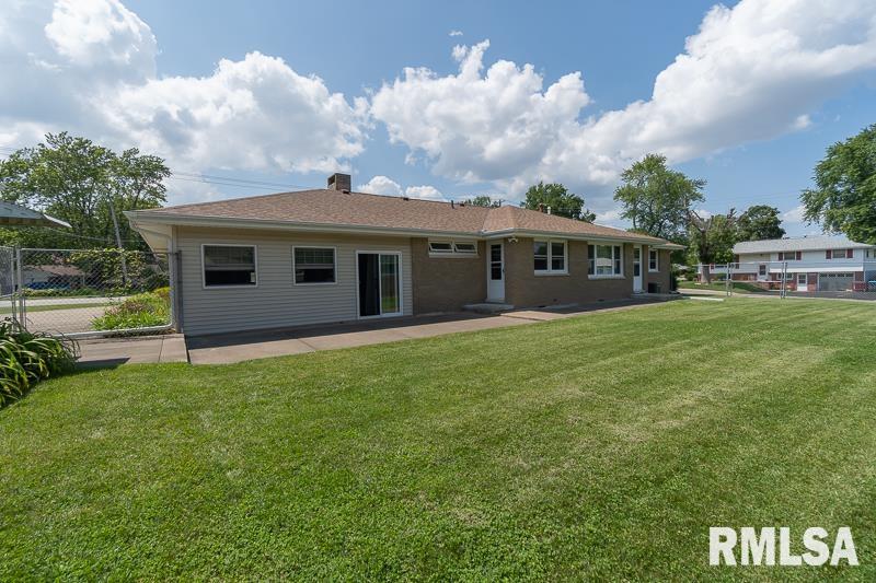 1303 Springfield Road East Peoria, IL 61611 - Photo 23 of 26 Gallery Image 23