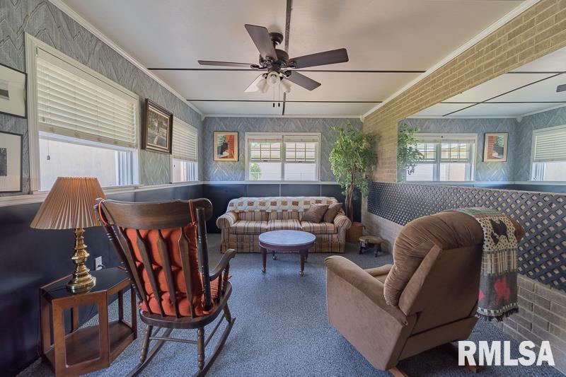 1303 Springfield Road East Peoria, IL 61611 - Photo 8 of 26 Gallery Image 8