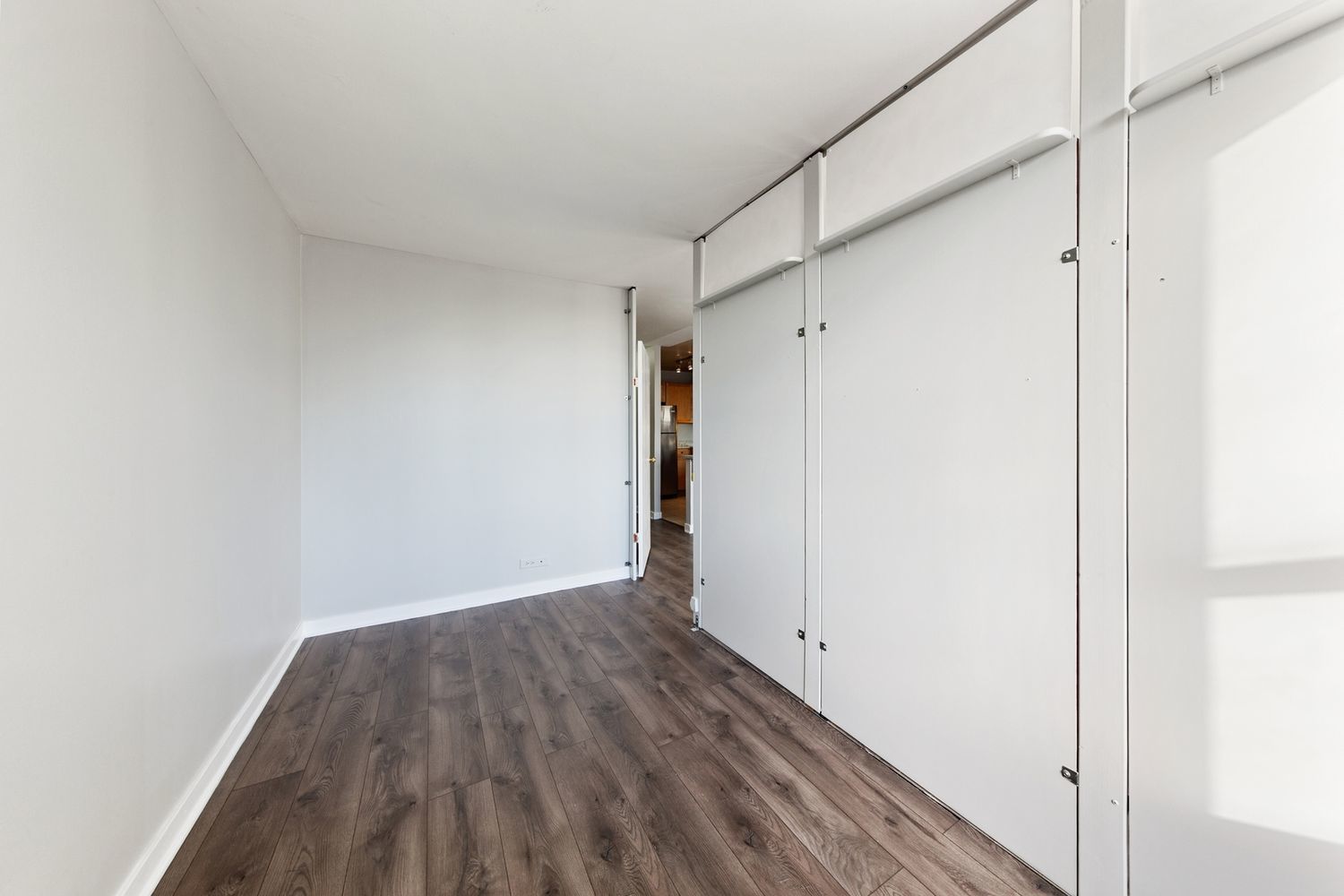 655 West Irving Park Road, Unit 1511 Chicago, IL 60613 - Photo 11 of 13