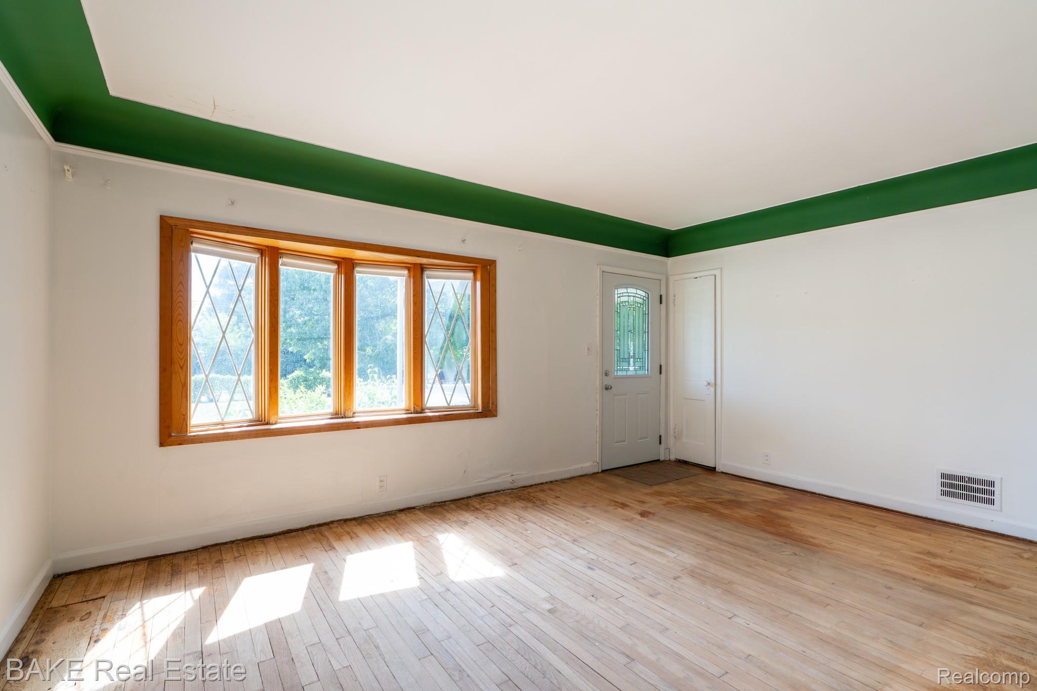 10195 Stark Road Livonia, MI 48150 - Photo 16 of 43 Bay Window in Living Room