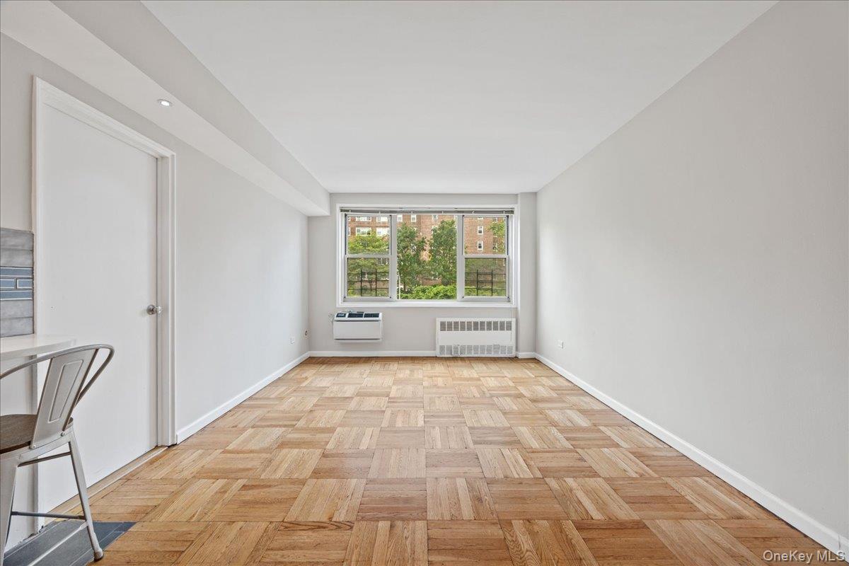 629 Kappock Street, Unit 2A Bronx, NY 10463 - Photo 17 of 36