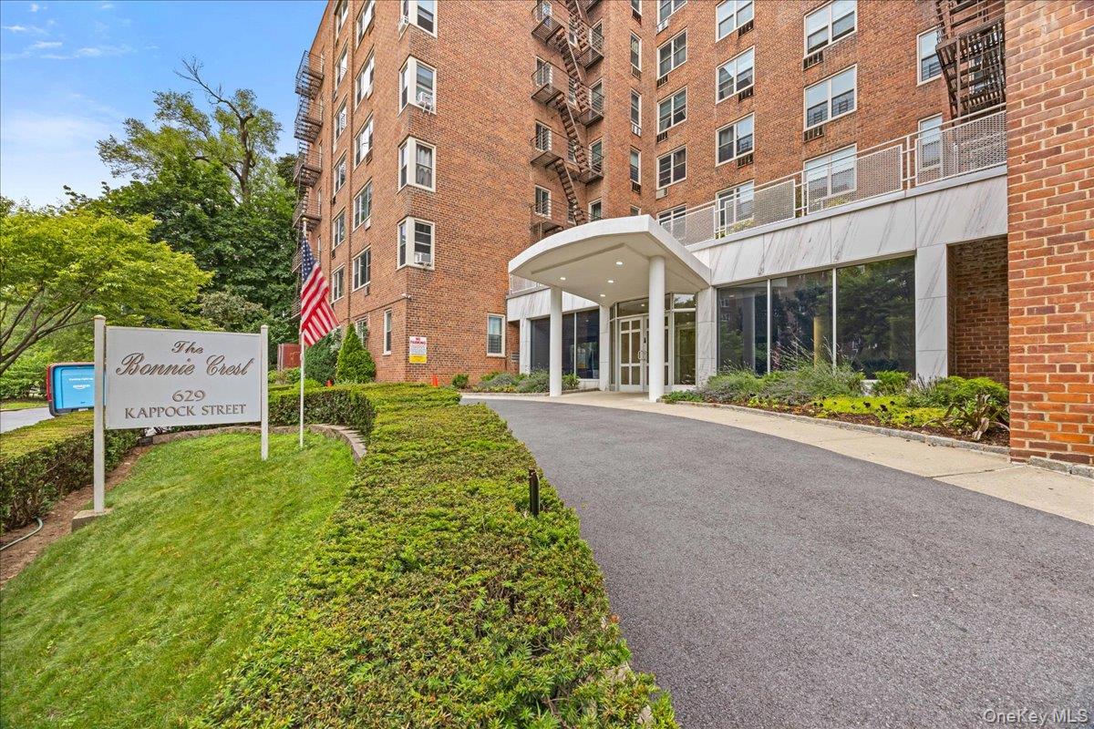 629 Kappock Street, Unit 2A Bronx, NY 10463 - Photo 34 of 36