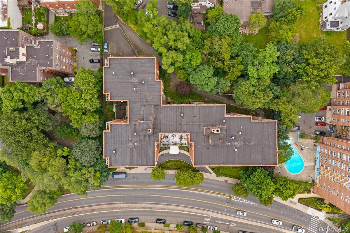 629 Kappock Street, Unit 2A Bronx, NY 10463 - Photo 8 of 36