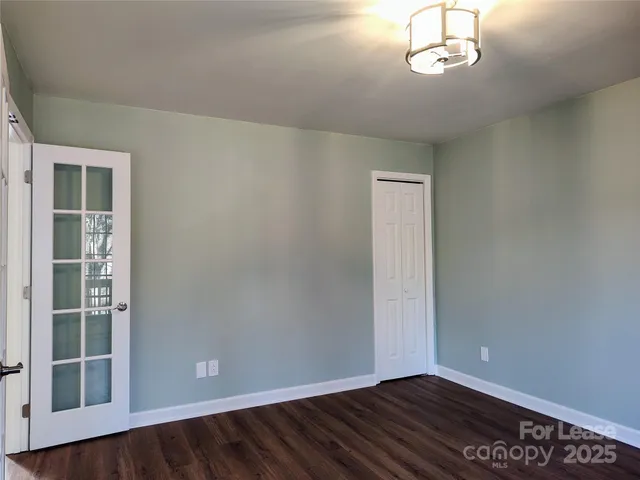 $2,800 | 5206 Dun Robin Lane, Charlotte, NC 28226