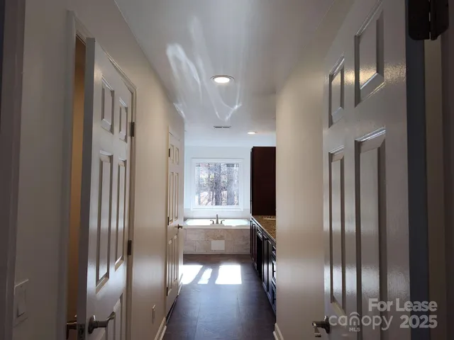 $2,800 | 5206 Dun Robin Lane, Charlotte, NC 28226