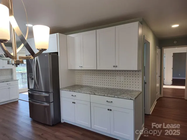 $2,800 | 5206 Dun Robin Lane, Charlotte, NC 28226