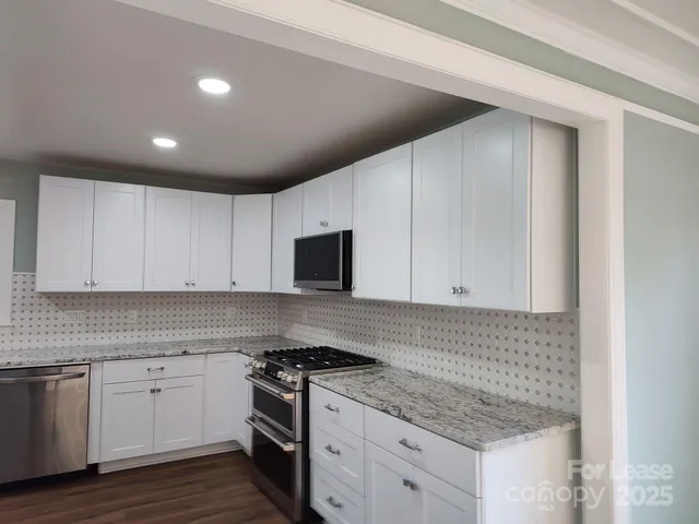 $2,800 | 5206 Dun Robin Lane, Charlotte, NC 28226