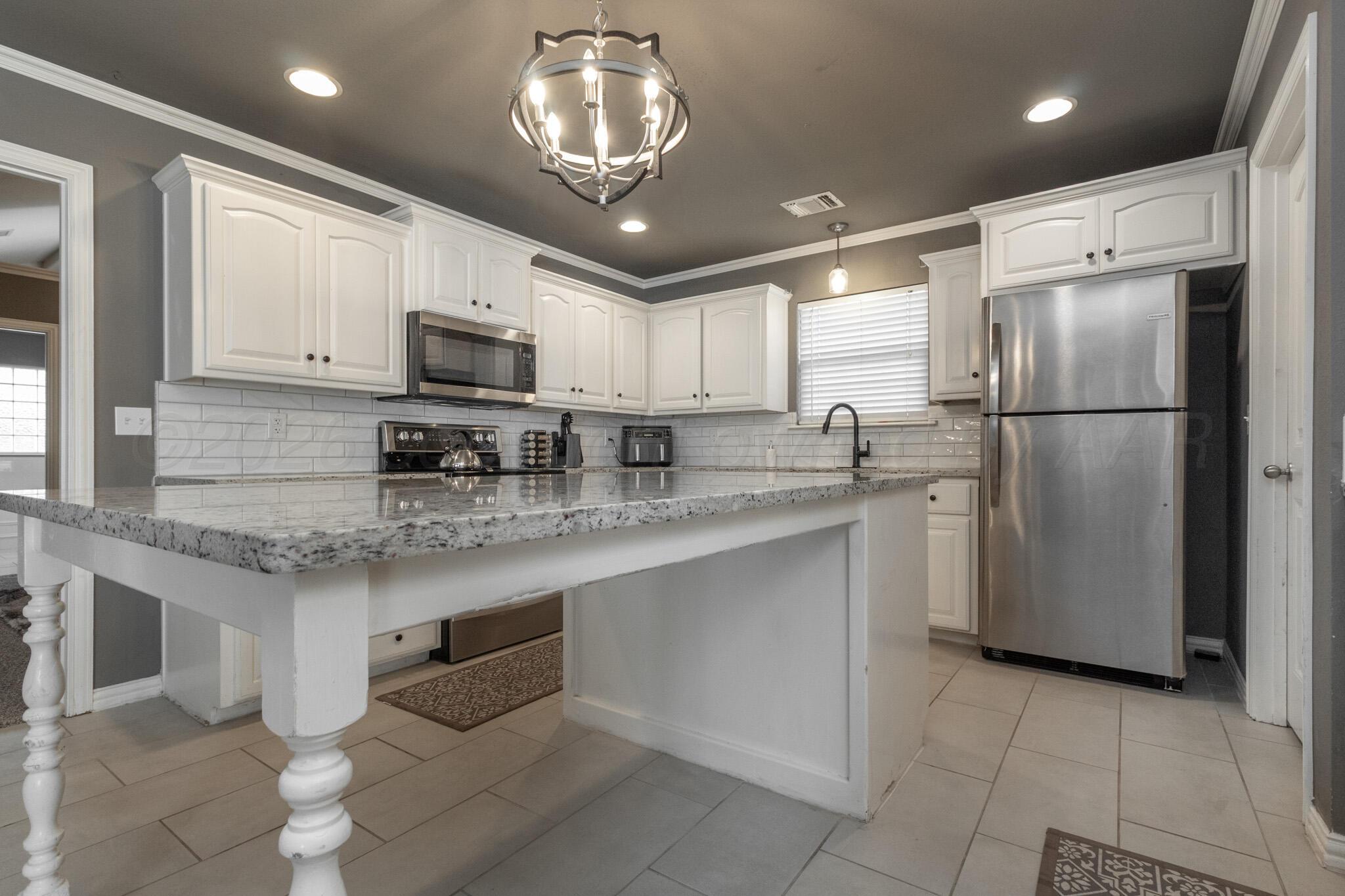 5806 South Rusk Street Amarillo, TX 79118 - Photo 7 of 22 7