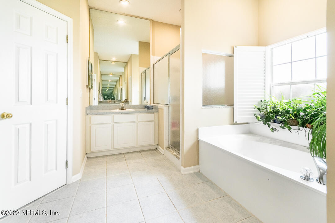 4262 Ripken Circle West Jacksonville, FL 32224 - Photo 19 of 31 Primary Bath