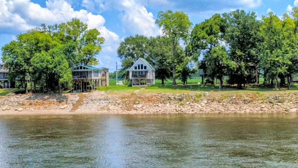 $289,000 | 865 Arnold Lane, Savannah, TN 38372
