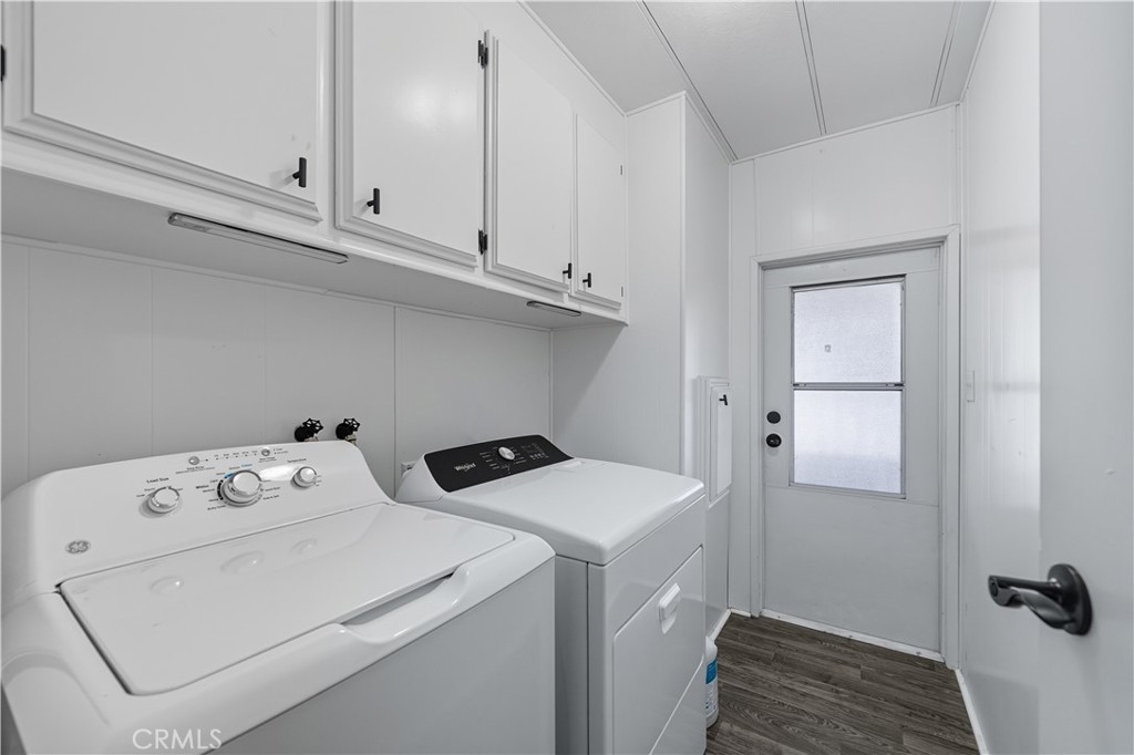 9800 Base Line Road, Unit 79 Rancho Cucamonga, CA 91701 - Photo 21 of 31 a utility room with dryer and washer