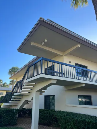 $9,500 | 275 South Beach Road, Unit B201, Tequesta, FL 33469