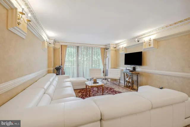 $3,099 | 5101 River Road, Unit 715, Bethesda, MD 20816