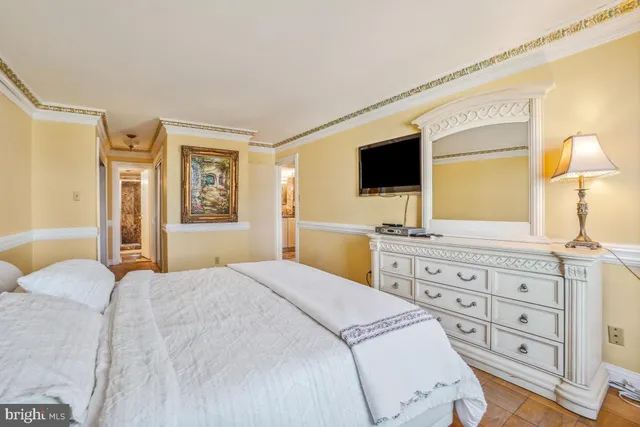 $3,099 | 5101 River Road, Unit 715, Bethesda, MD 20816