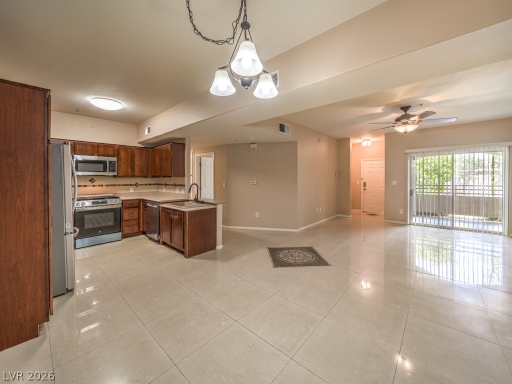 2291 West Horizon Ridge Parkway, Unit 8144 Henderson, NV 89052 - Photo 9 of 28