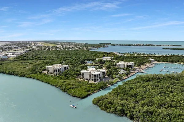 $1,072,000 | 6101 Gulf Of Mexico Boulevard, Unit 101, Marathon, FL 33050