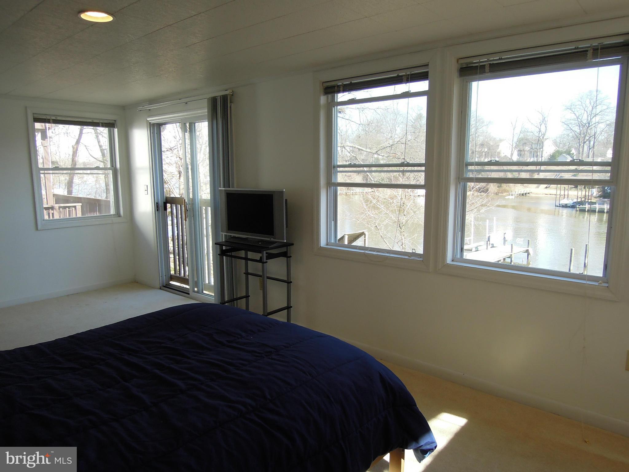 785 Powhatan Beach Road Pasadena, MD 21122 - Photo 5 of 16 Bedroom (Master)