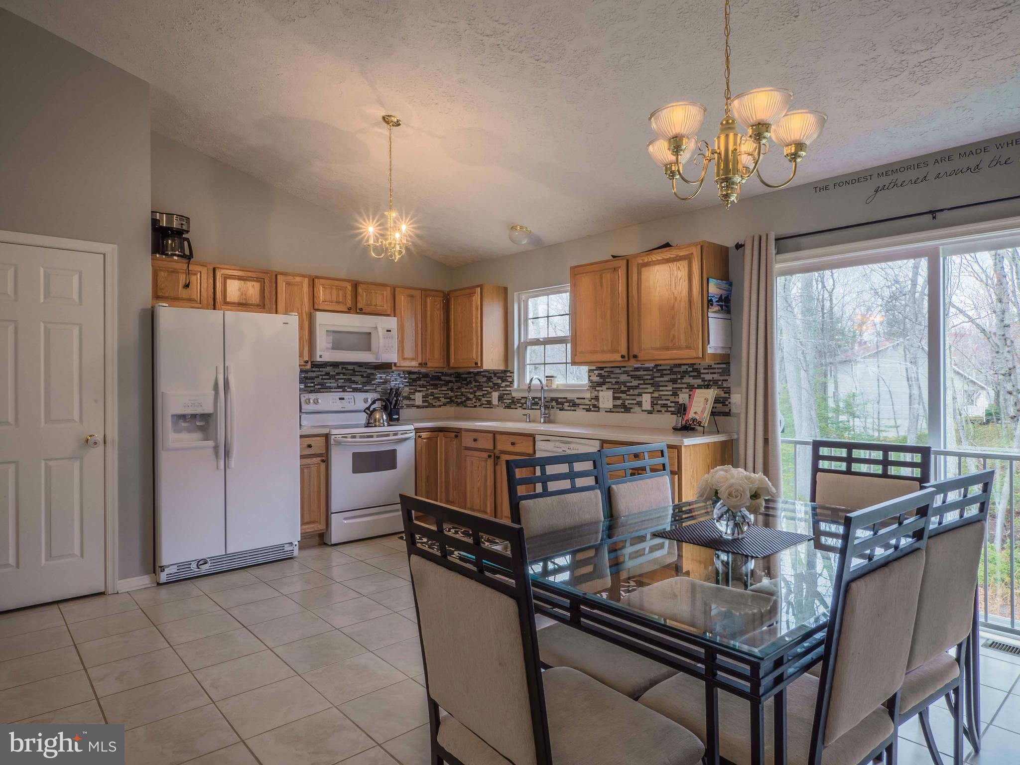 11485 Rawhide Road Lusby, MD 20657 - Photo 4 of 30 Kitchen/Dining