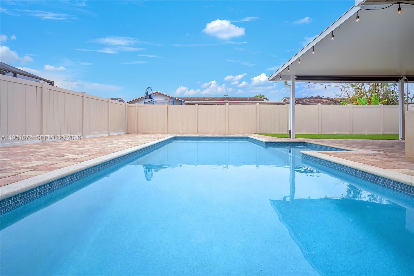 22599 Southwest 65th Avenue Boca Raton, FL 33428 - Photo 11 of 39 Gallery Image 11