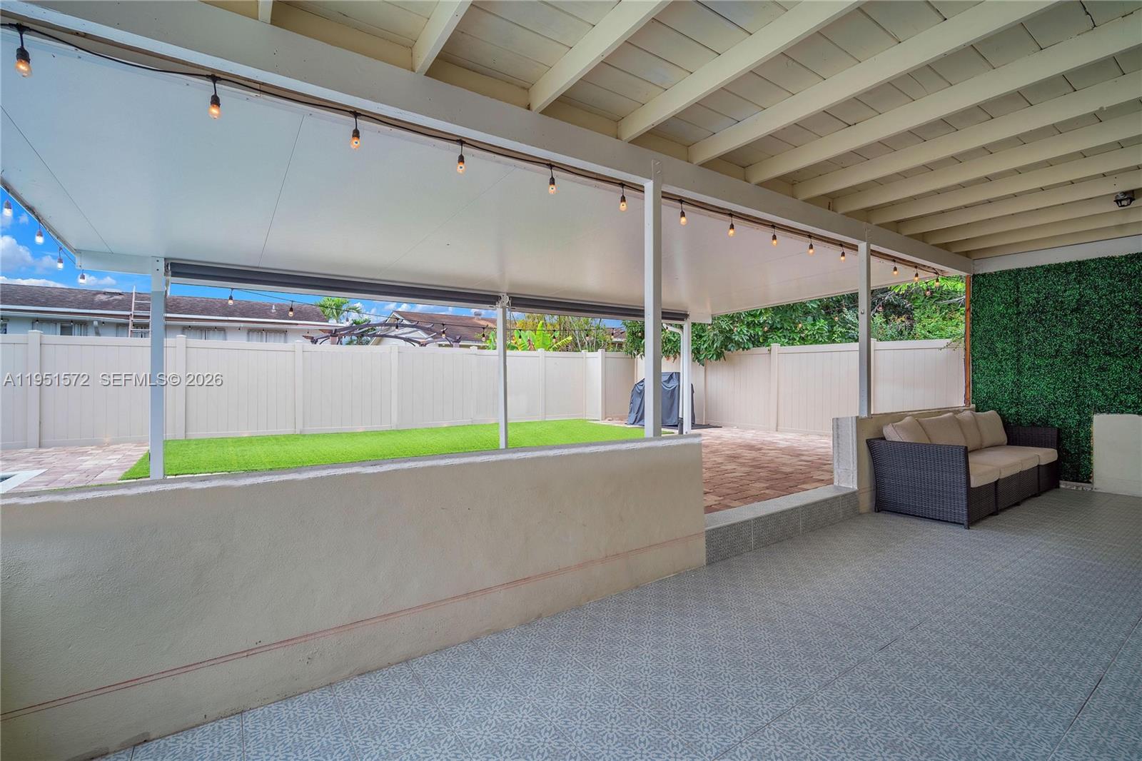22599 Southwest 65th Avenue Boca Raton, FL 33428 - Photo 14 of 39 Gallery Image 14