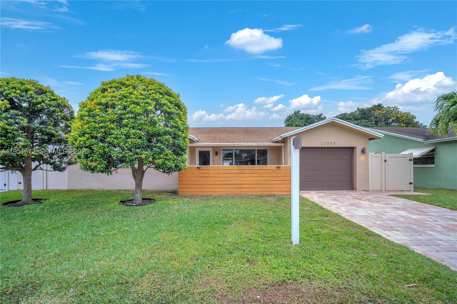 22599 Southwest 65th Avenue Boca Raton, FL 33428 - Photo 2 of 39 Gallery Image 2