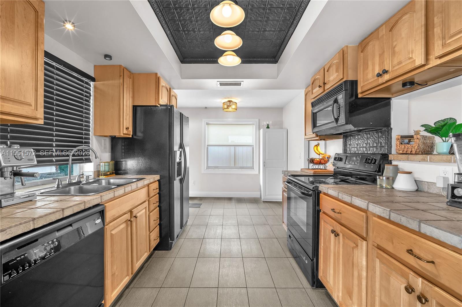 22599 Southwest 65th Avenue Boca Raton, FL 33428 - Photo 30 of 39 Gallery Image 30