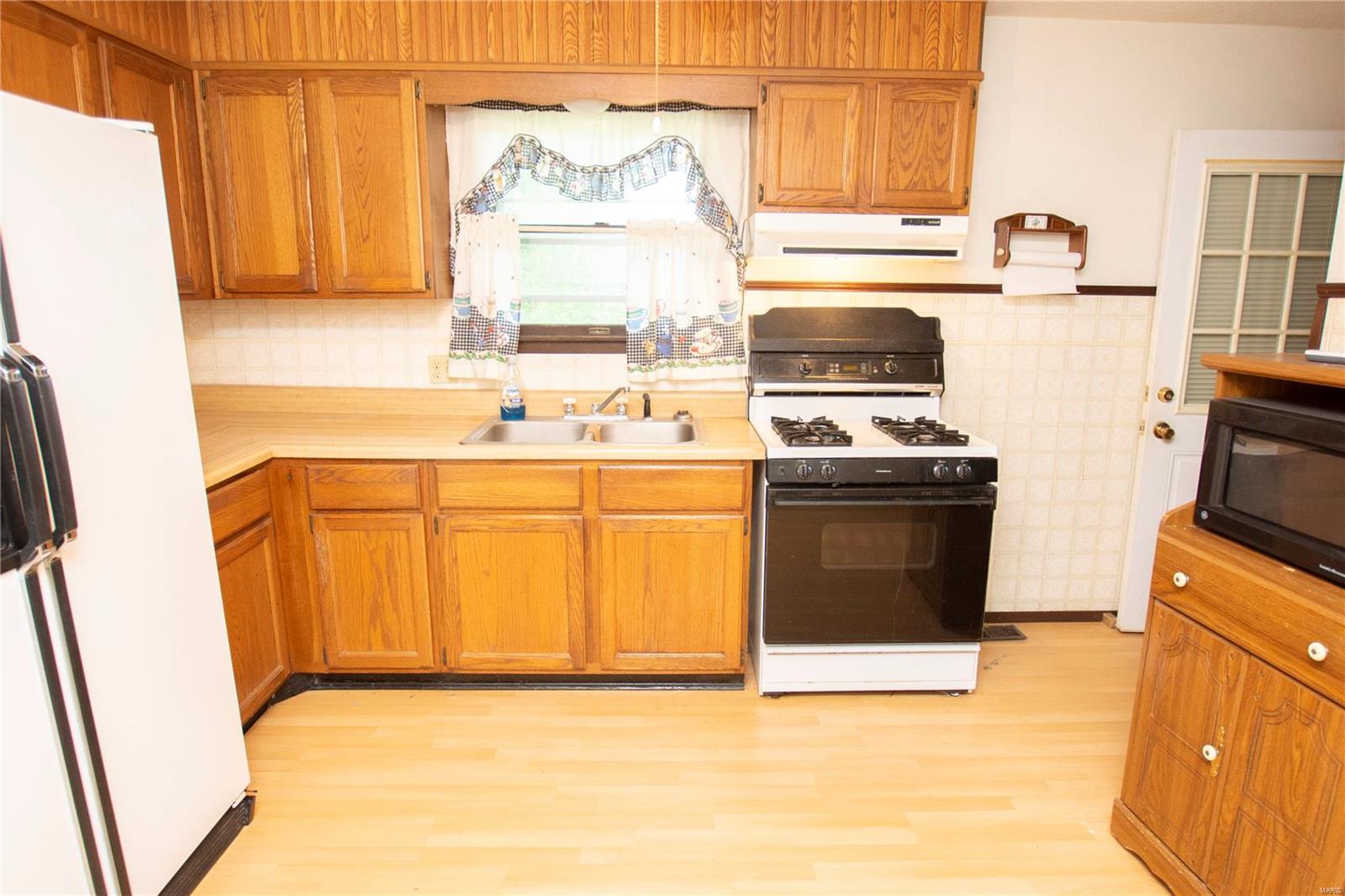 4612 Wood Road Bethalto, IL 62010 - Photo 8 of 16