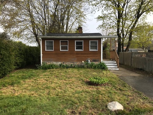 32 Calumet Road Fairhaven, MA 02719 - Photo 1 of 6 Gallery Image 1