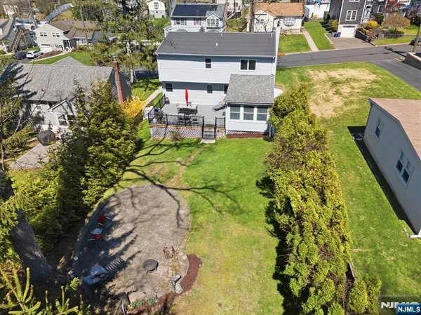 $772,800 | 77 South Mountain Avenue, Cedar Grove, NJ 07009