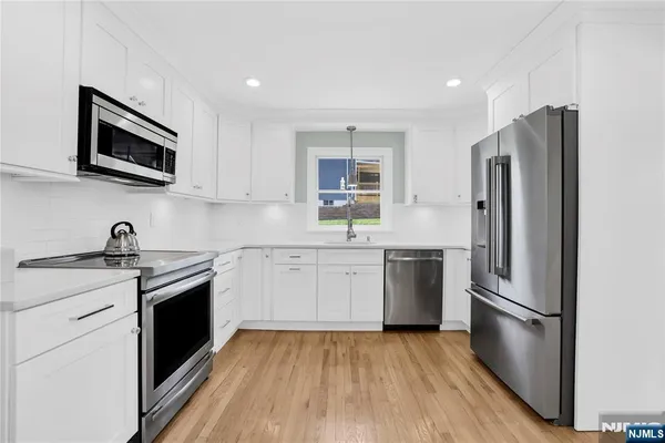 $772,800 | 77 South Mountain Avenue, Cedar Grove, NJ 07009