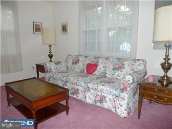404 Major Circle Springfield, PA 19064 - Photo 8 of 12 Bedroom 2