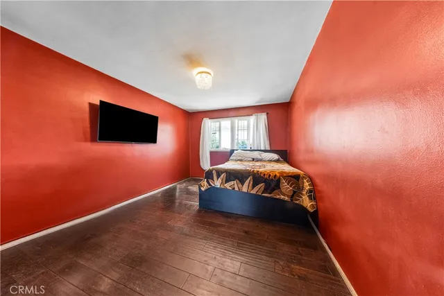 $1,149,000 | 10050 Balboa Boulevard, Northridge, CA 91325